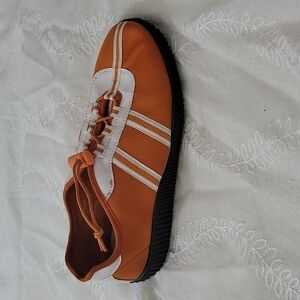 The Max Collection Men's Sneakers Orane and White Size 9